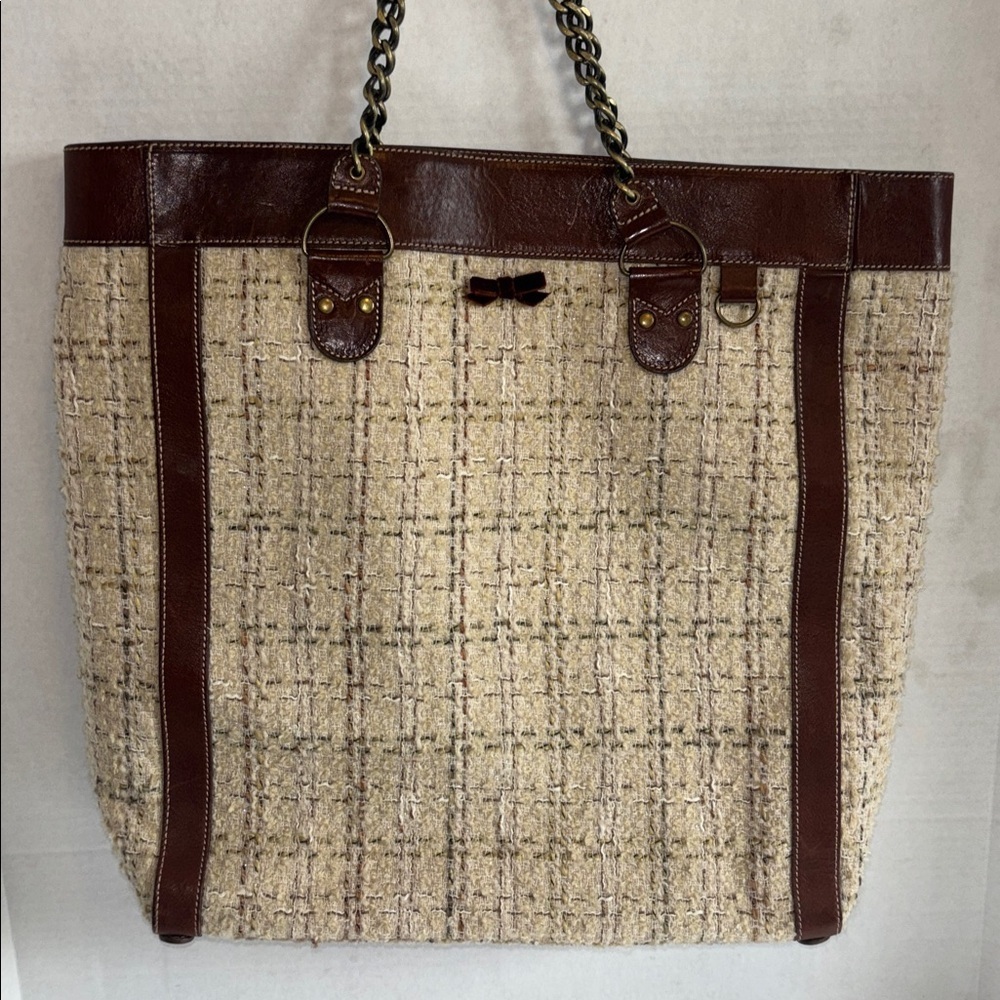 J CREW CREAM COLORED TWEED AND BROWN LEATHER TOTE BAG BRASS CHAIN HANDLES